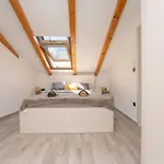 Old Town Seaside House *