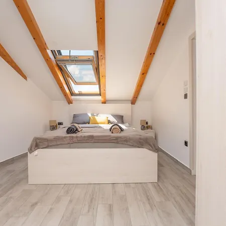 Old Town Seaside House *