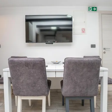 Old Town Seaside House Apartman