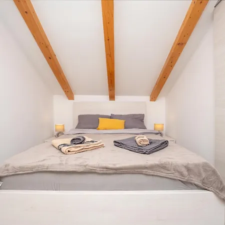 Old Town Seaside House *