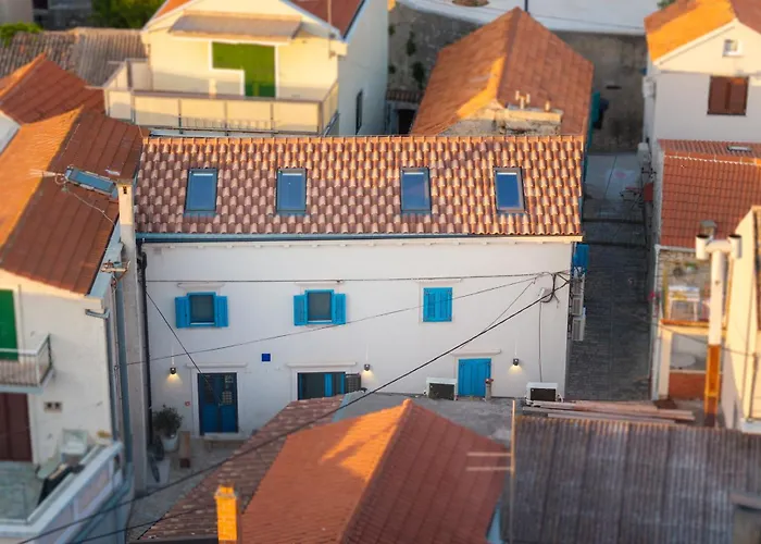 דירה Old Town Seaside House *